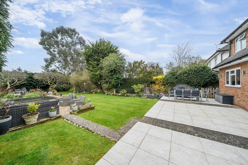 for sale woodfield avenue london 41352 - Gibbs Gillespie
