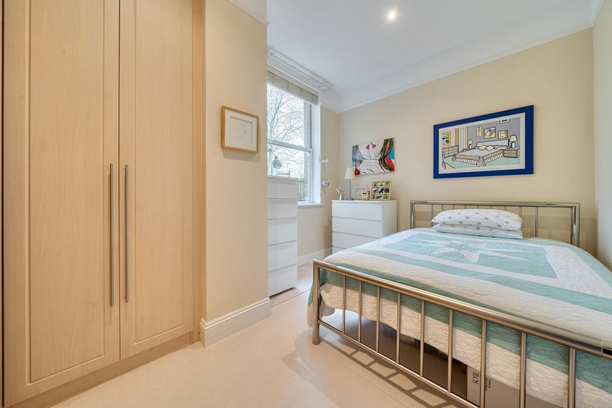 under offer grange park london 41359 - Gibbs Gillespie