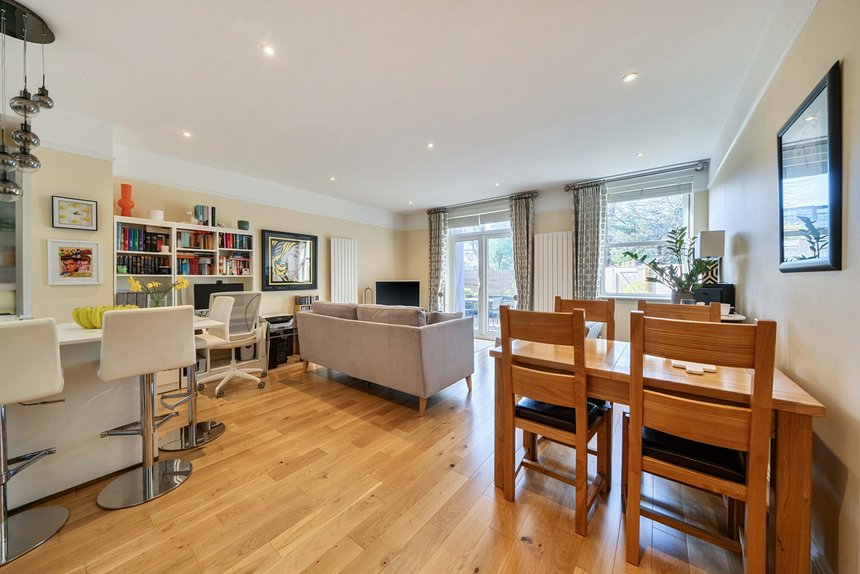 under offer grange park london 41359 - Gibbs Gillespie
