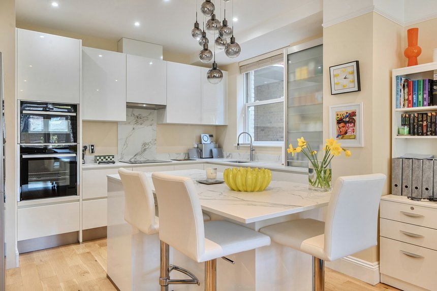 under offer grange park london 41359 - Gibbs Gillespie