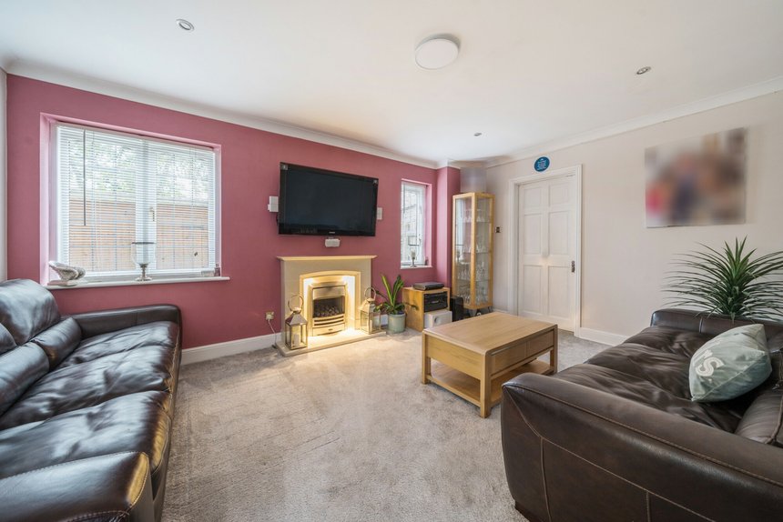 for sale hibberts way london 41386 - Gibbs Gillespie