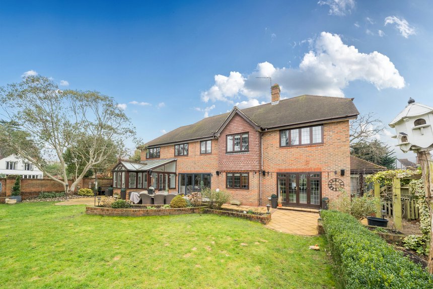 for sale hibberts way london 41386 - Gibbs Gillespie