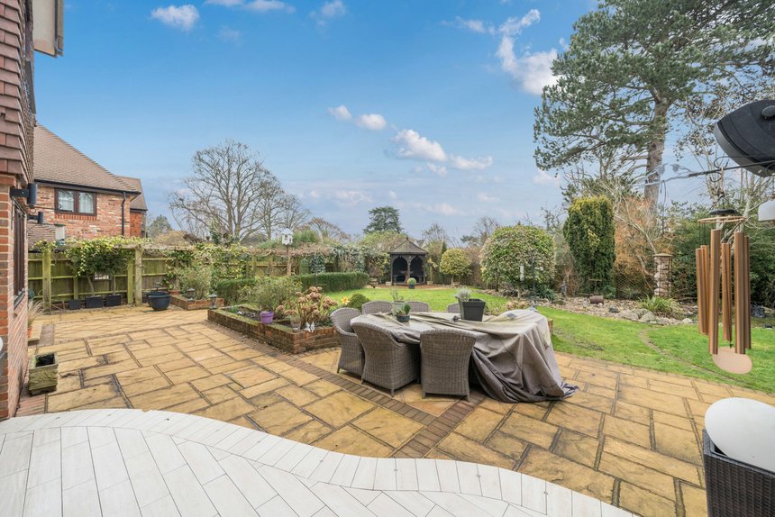 for sale hibberts way london 41386 - Gibbs Gillespie