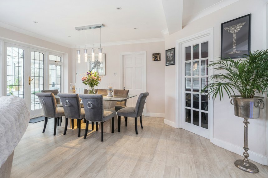 for sale hibberts way london 41386 - Gibbs Gillespie