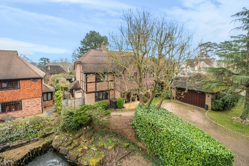 for sale hibberts way london 41386 - Gibbs Gillespie