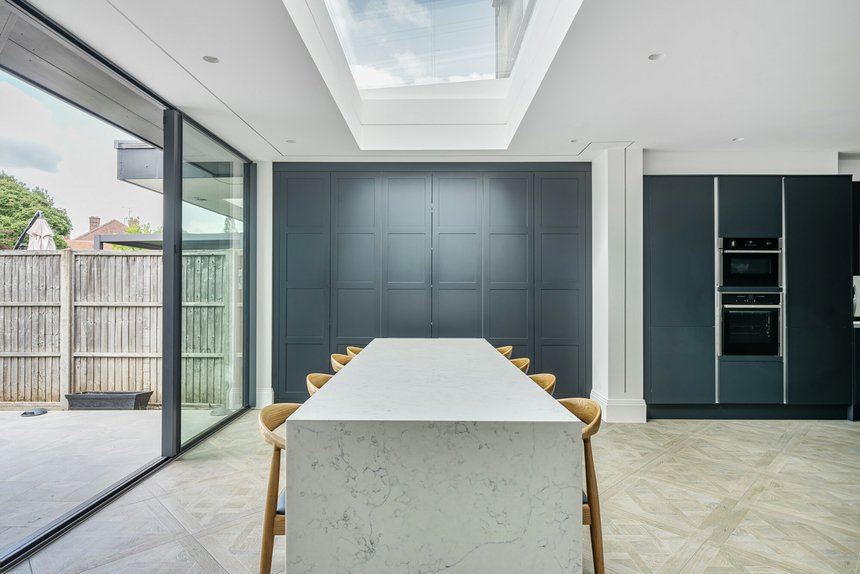 sold derwent avenue london 41404 - Gibbs Gillespie