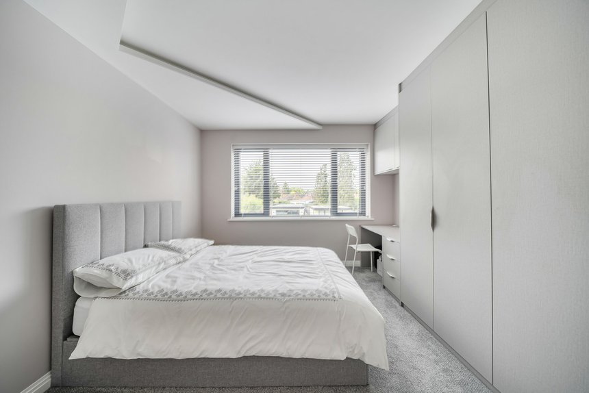 sold derwent avenue london 41404 - Gibbs Gillespie