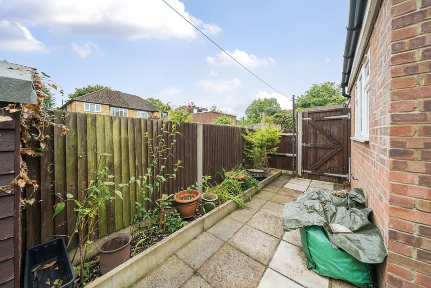 under offer grange road london 41463 - Gibbs Gillespie