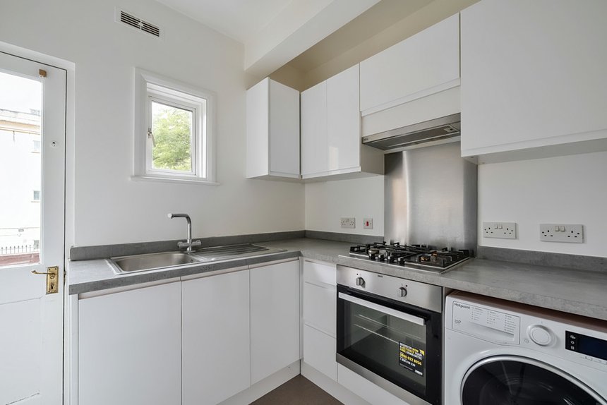 2 bedroom for sale in Westfield Road, London, Ealing, W13