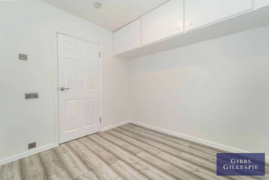 to let cherry crescent london 41486 - Gibbs Gillespie