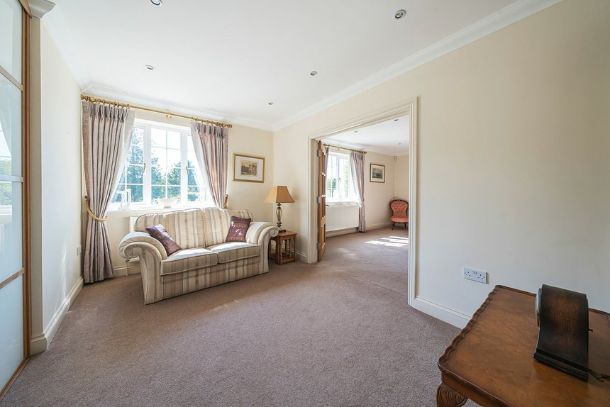 for sale wood lane london 41535 - Gibbs Gillespie