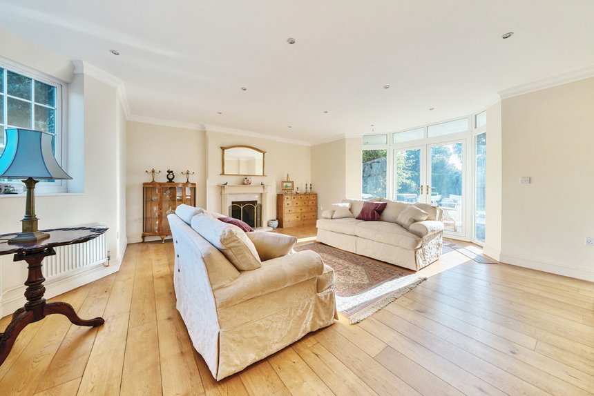 for sale wood lane london 41535 - Gibbs Gillespie