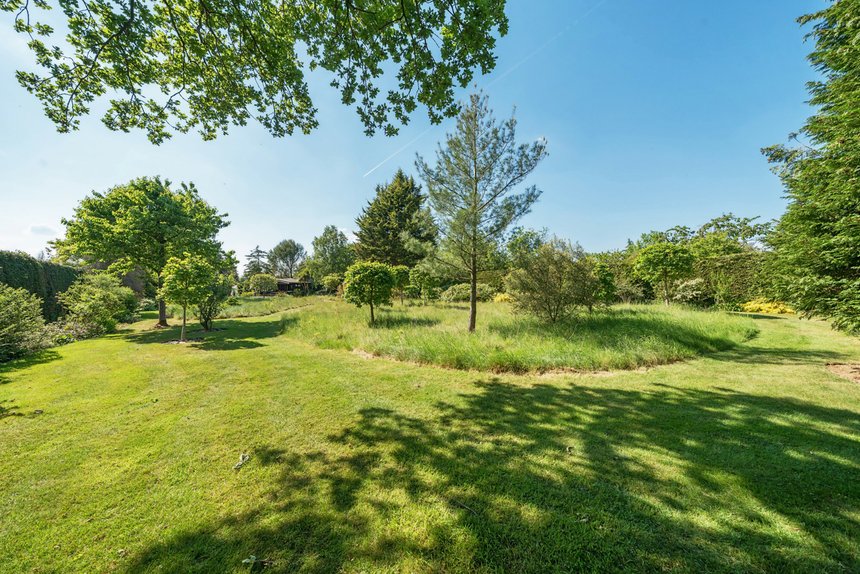 for sale wood lane london 41535 - Gibbs Gillespie