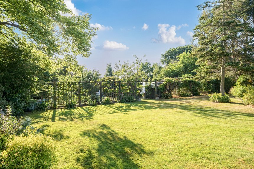 for sale wood lane london 41535 - Gibbs Gillespie