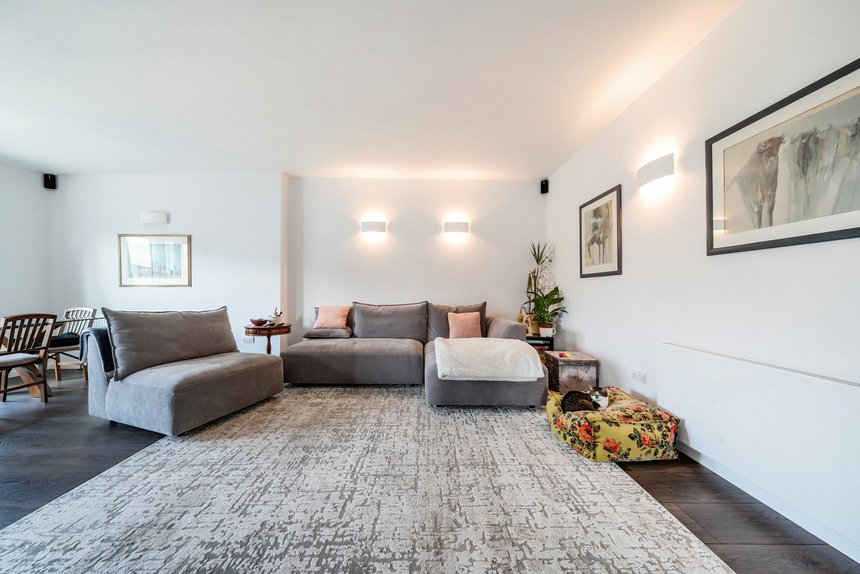 under offer grasmere gardens london 41555 - Gibbs Gillespie