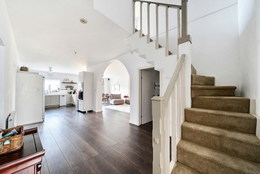 under offer grasmere gardens london 41555 - Gibbs Gillespie