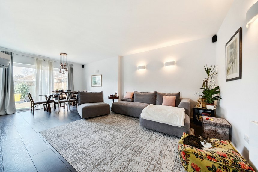 under offer grasmere gardens london 41555 - Gibbs Gillespie