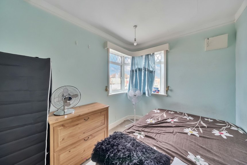 for sale wemborough road london 41578 - Gibbs Gillespie