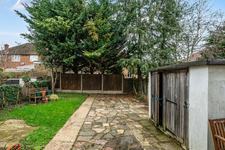 under offer holwell place london 41617 - Gibbs Gillespie