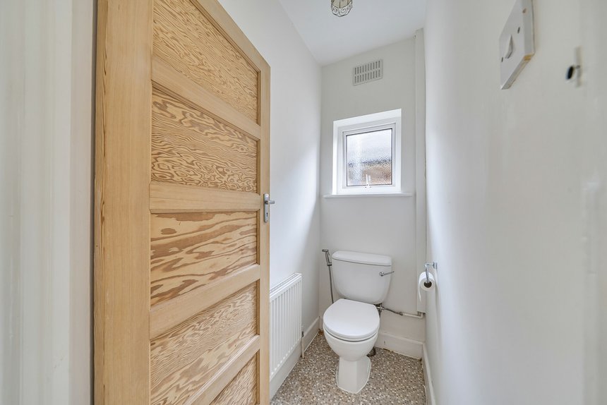under offer holwell place london 41617 - Gibbs Gillespie