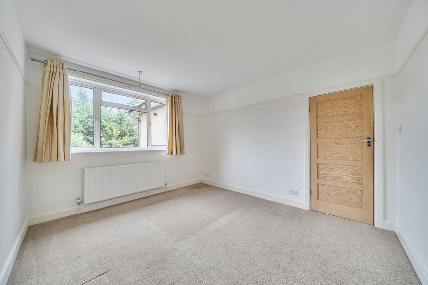 under offer holwell place london 41617 - Gibbs Gillespie
