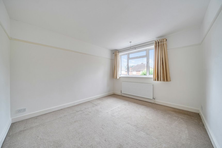 under offer holwell place london 41617 - Gibbs Gillespie