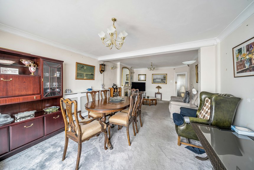 sold herlwyn avenue london 41640 - Gibbs Gillespie