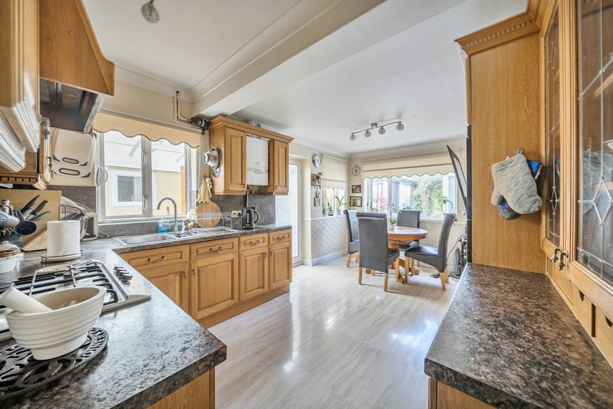 sold herlwyn avenue london 41640 - Gibbs Gillespie