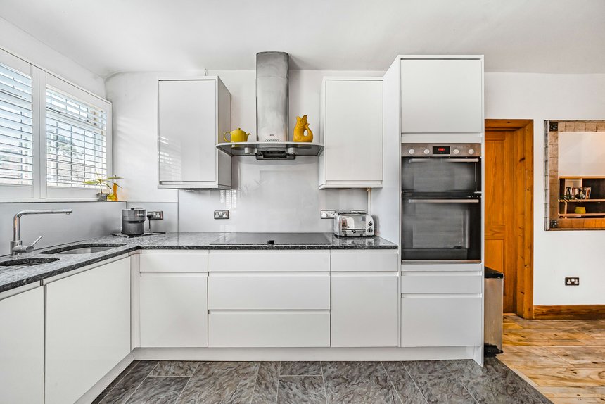 for sale westbury road london 41649 - Gibbs Gillespie