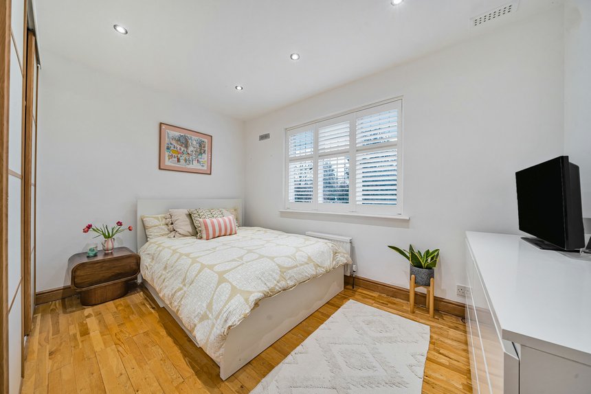 for sale westbury road london 41649 - Gibbs Gillespie