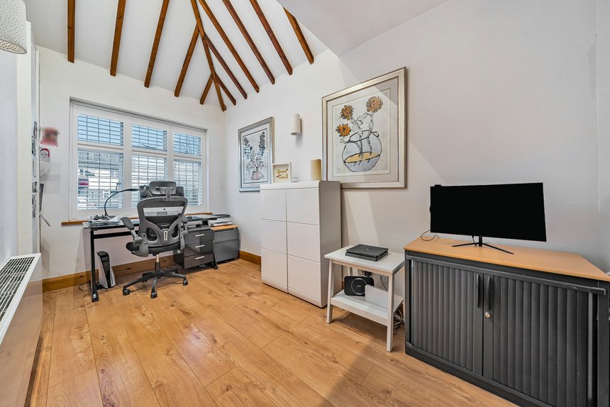 for sale westbury road london 41649 - Gibbs Gillespie