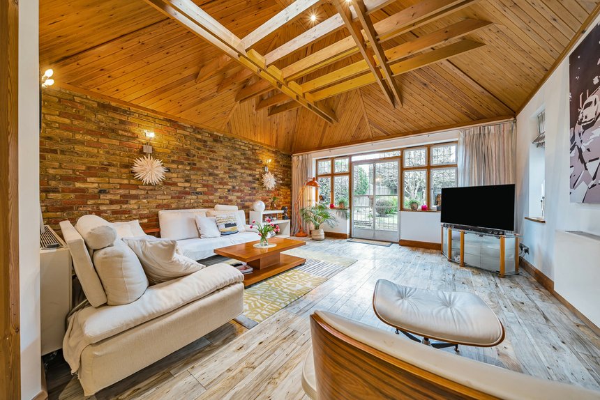 for sale westbury road london 41649 - Gibbs Gillespie