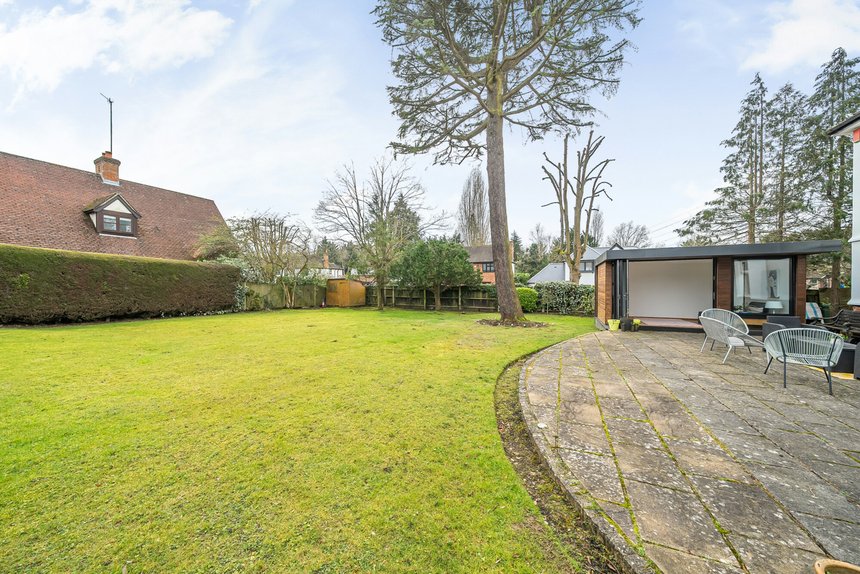 for sale westbury road london 41649 - Gibbs Gillespie