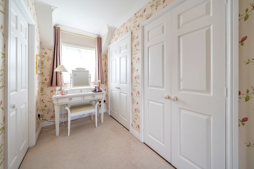for sale norgrove park london 41762 - Gibbs Gillespie