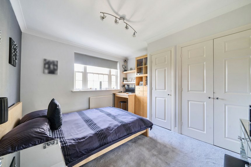under offer wyatt close london 41772 - Gibbs Gillespie