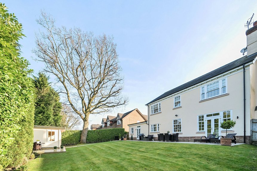 under offer wyatt close london 41772 - Gibbs Gillespie