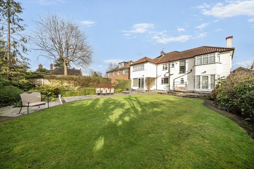 under offer thornton grove london 41798 - Gibbs Gillespie