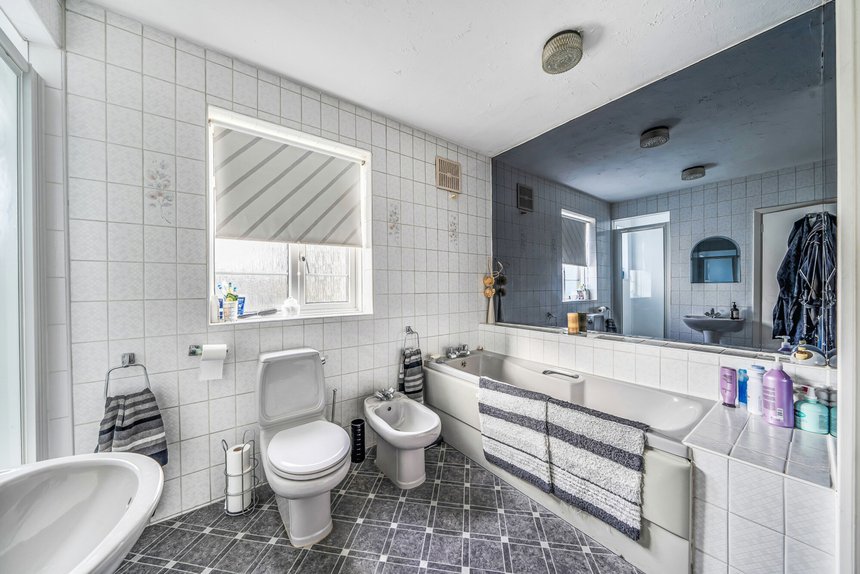 under offer thornton grove london 41798 - Gibbs Gillespie