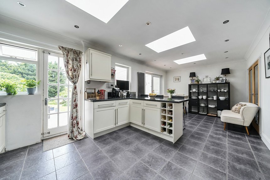 5 bedroom House for sale in Baldwins Lane, Croxley Green, Rickmansworth