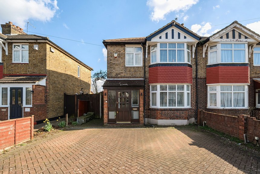 under offer pole hill road london 41879 - Gibbs Gillespie
