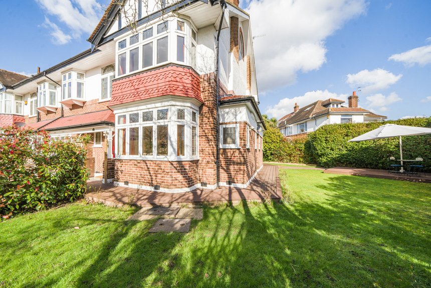 for sale delamere road london 41916 - Gibbs Gillespie