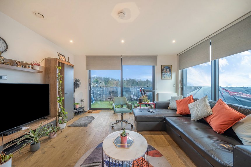 under offer northolt road london 41969 - Gibbs Gillespie