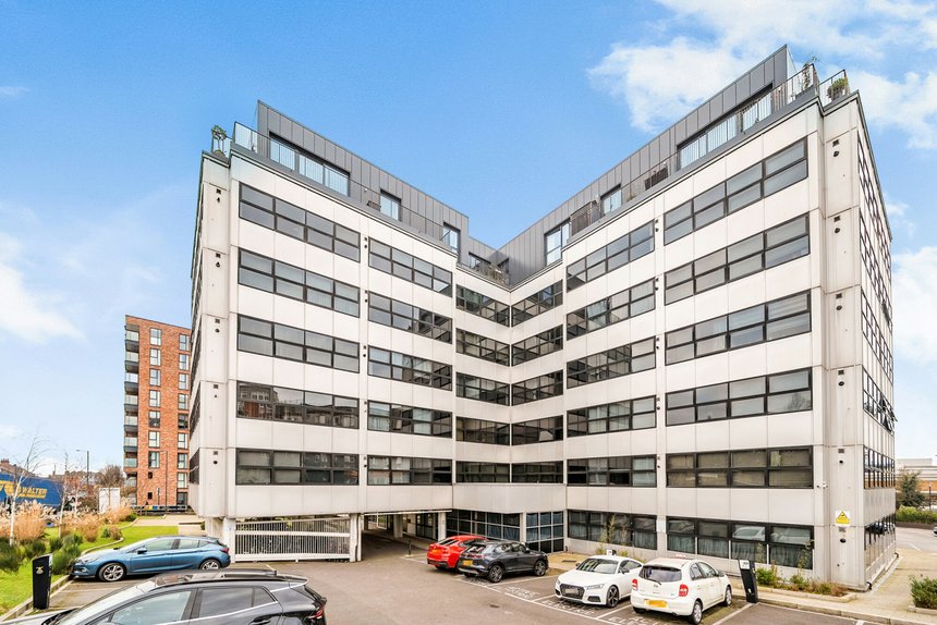 under offer northolt road london 41969 - Gibbs Gillespie