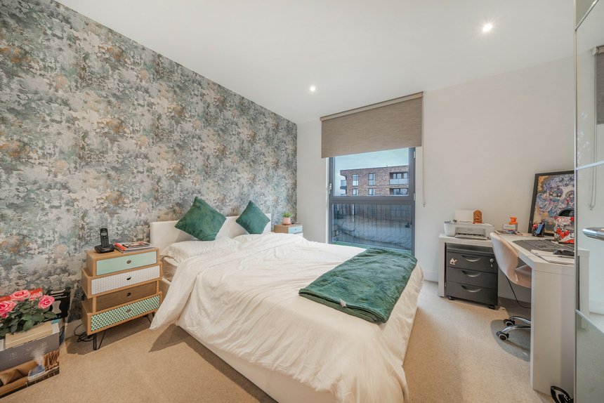 under offer northolt road london 41969 - Gibbs Gillespie