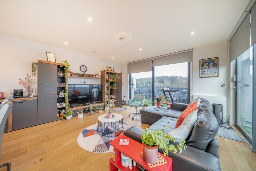 under offer northolt road london 41969 - Gibbs Gillespie