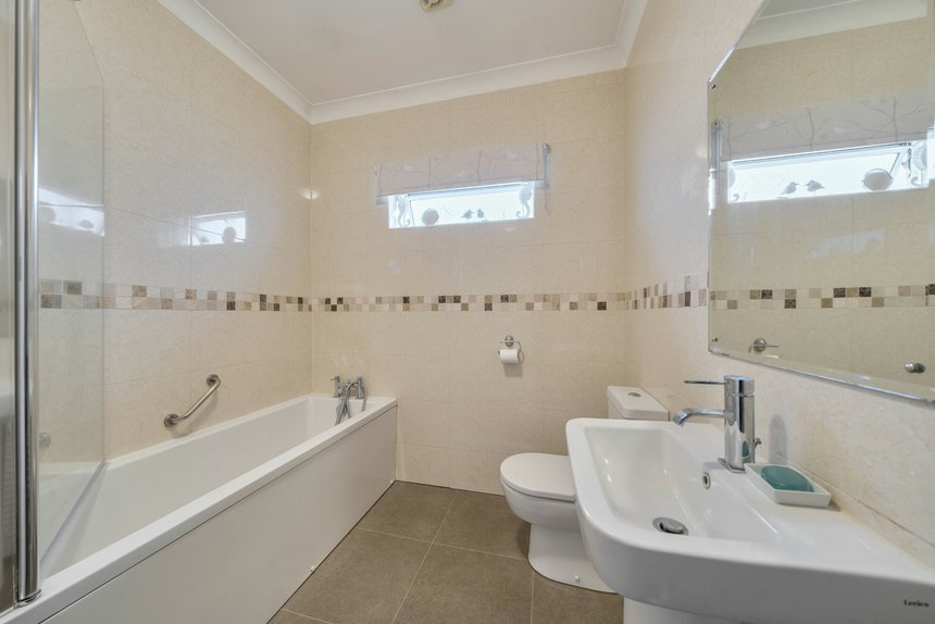 for sale willow crescent west london 41978 - Gibbs Gillespie