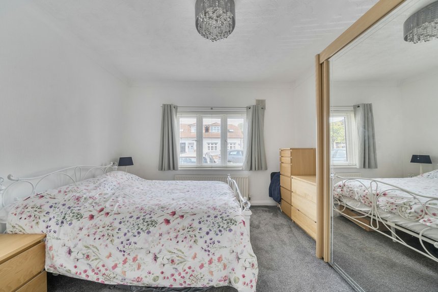 for sale willow crescent west london 41978 - Gibbs Gillespie