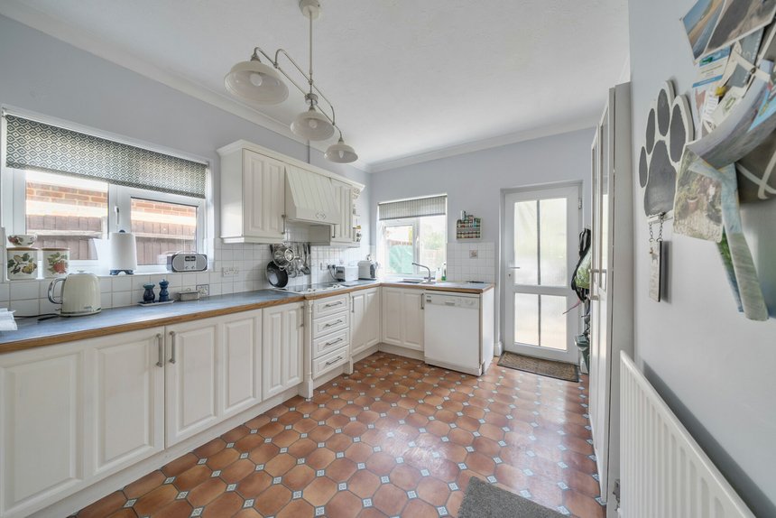 for sale willow crescent west london 41978 - Gibbs Gillespie