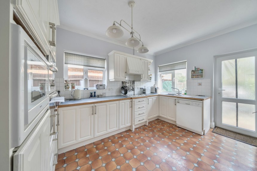 for sale willow crescent west london 41978 - Gibbs Gillespie
