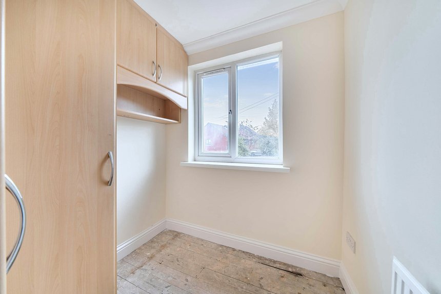 for sale eastcote lane london 42116 - Gibbs Gillespie